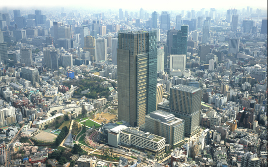 都市型複合施設「東京ミッドタウン」の空調施工