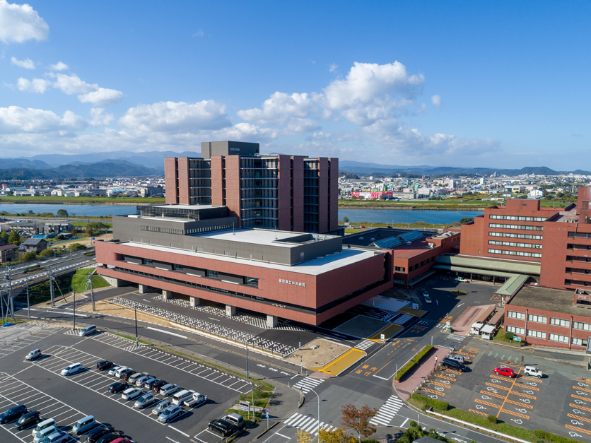 鳥取県立中央病院