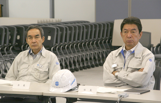 髙橋会長（左）と夏井社長（右）